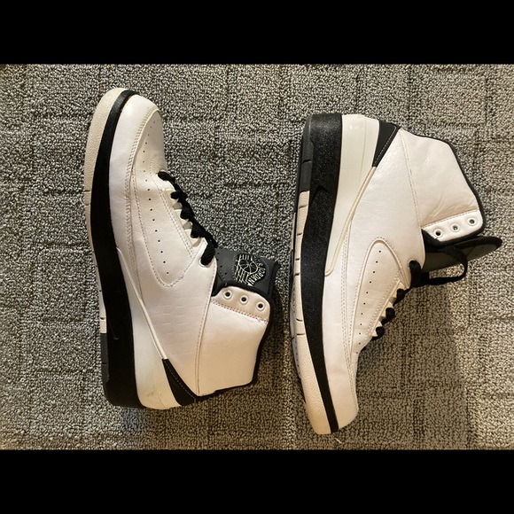 Air Jordan 2 Retro Wing It 2016 Size 8.5 main image 9